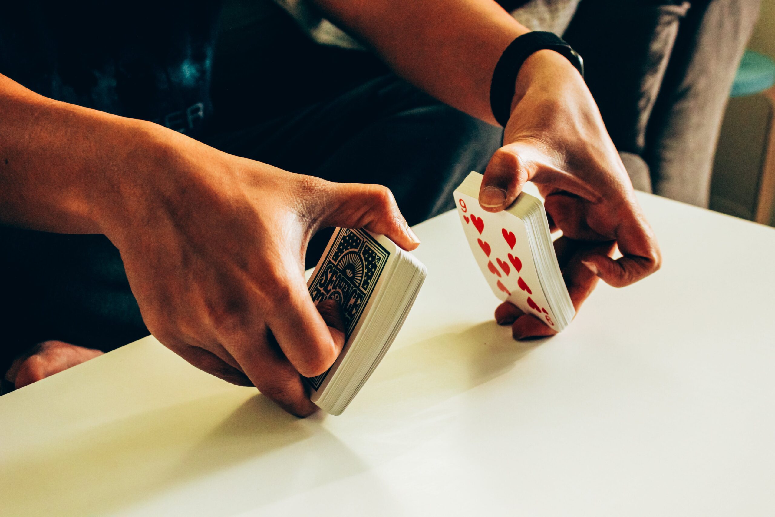 Canasta – regler, poeng og slik spiller du